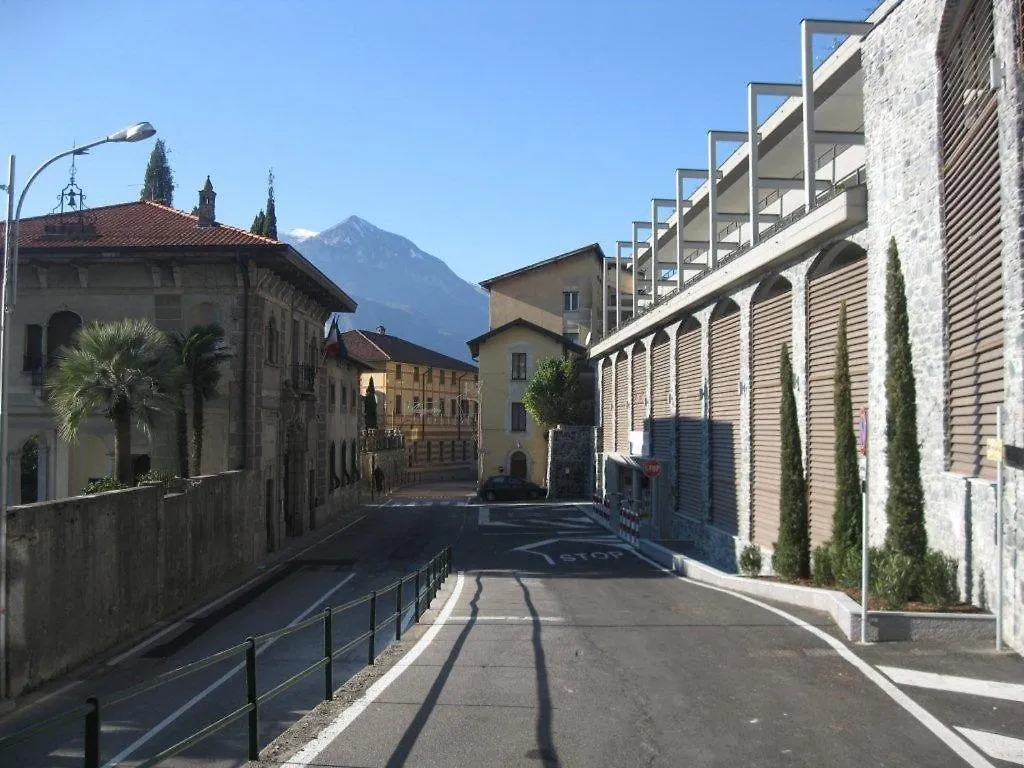 Camilla House Apartment Varenna Italy